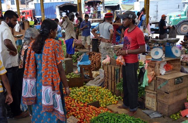 Photo: The Central Market in the Pettah neighborhood of Colombo, Sri Lanka